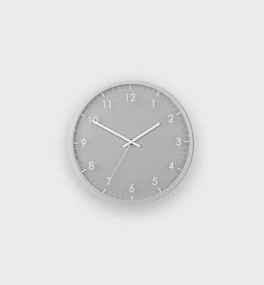 Simple Black Clock - 雨燕直播